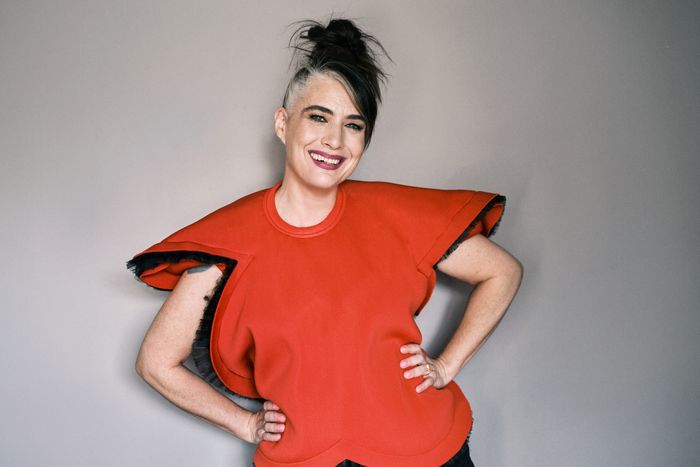 Kathleen Hanna Is a Riot, a long talk, bikini kill, Hanna, Kathleen, kathleen hanna, le tigre, Music, punk, Riot, riot grrrl, Rock, vulture homepage lede, vulture section lede