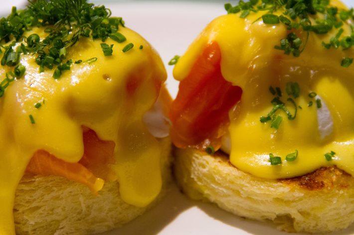 Salmon Benedict.