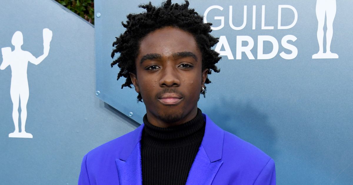 凱萊布·麥克勞克林 (Caleb McLaughlin) 的父母必須解釋種族歧視怪奇物語粉絲