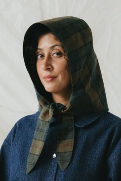 Rosarium Nimbus Rain Bonnet in Iona Tartan