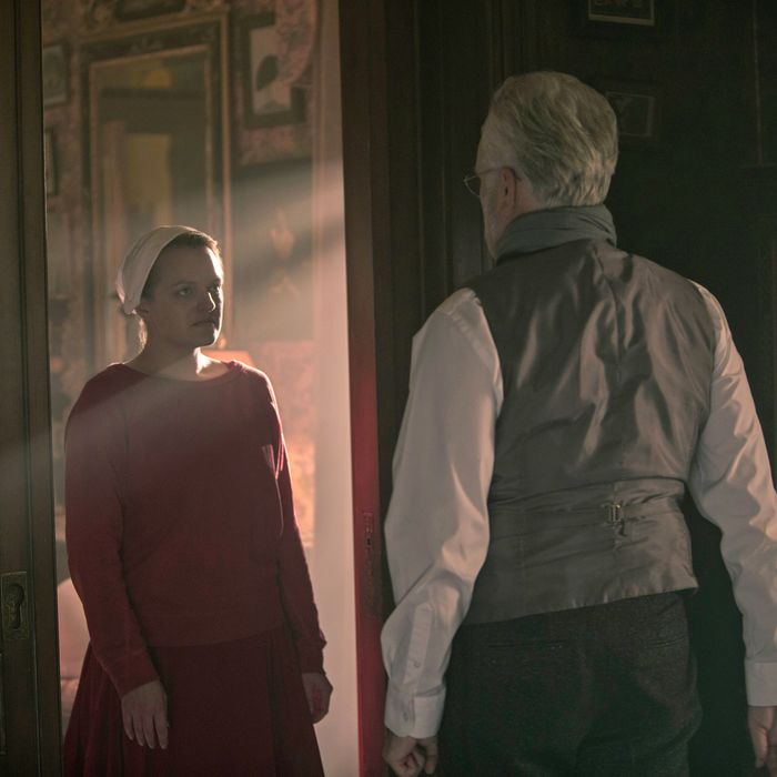 The Handmaid's Tale 'Unfit' Recap, Season 3 Episode 8