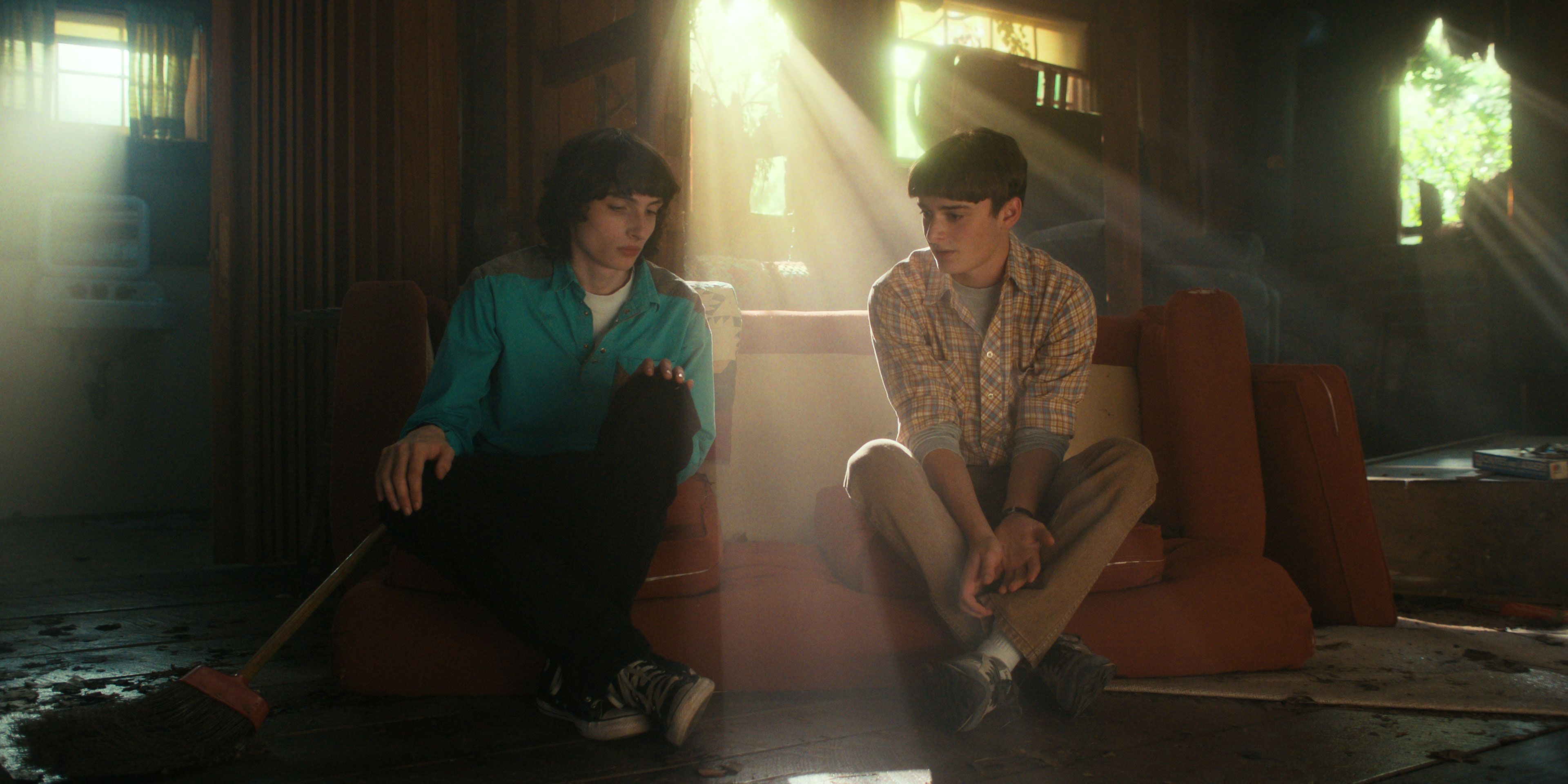 Will and Jonathan Have a Heart-to-Heart, Stranger Things 4