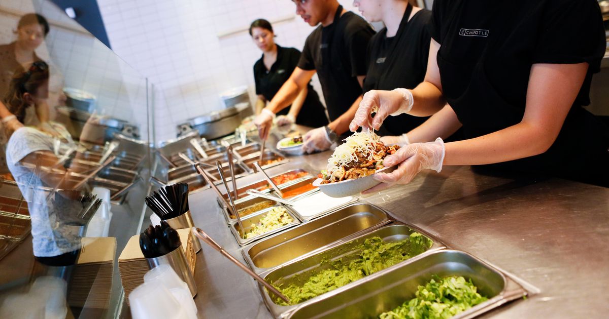 The Cause of Chipotle’s Latest Salmonella Outbreak Tainted Tomatoes