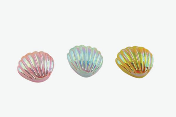 4pc Small Iridescent Pearl Shells