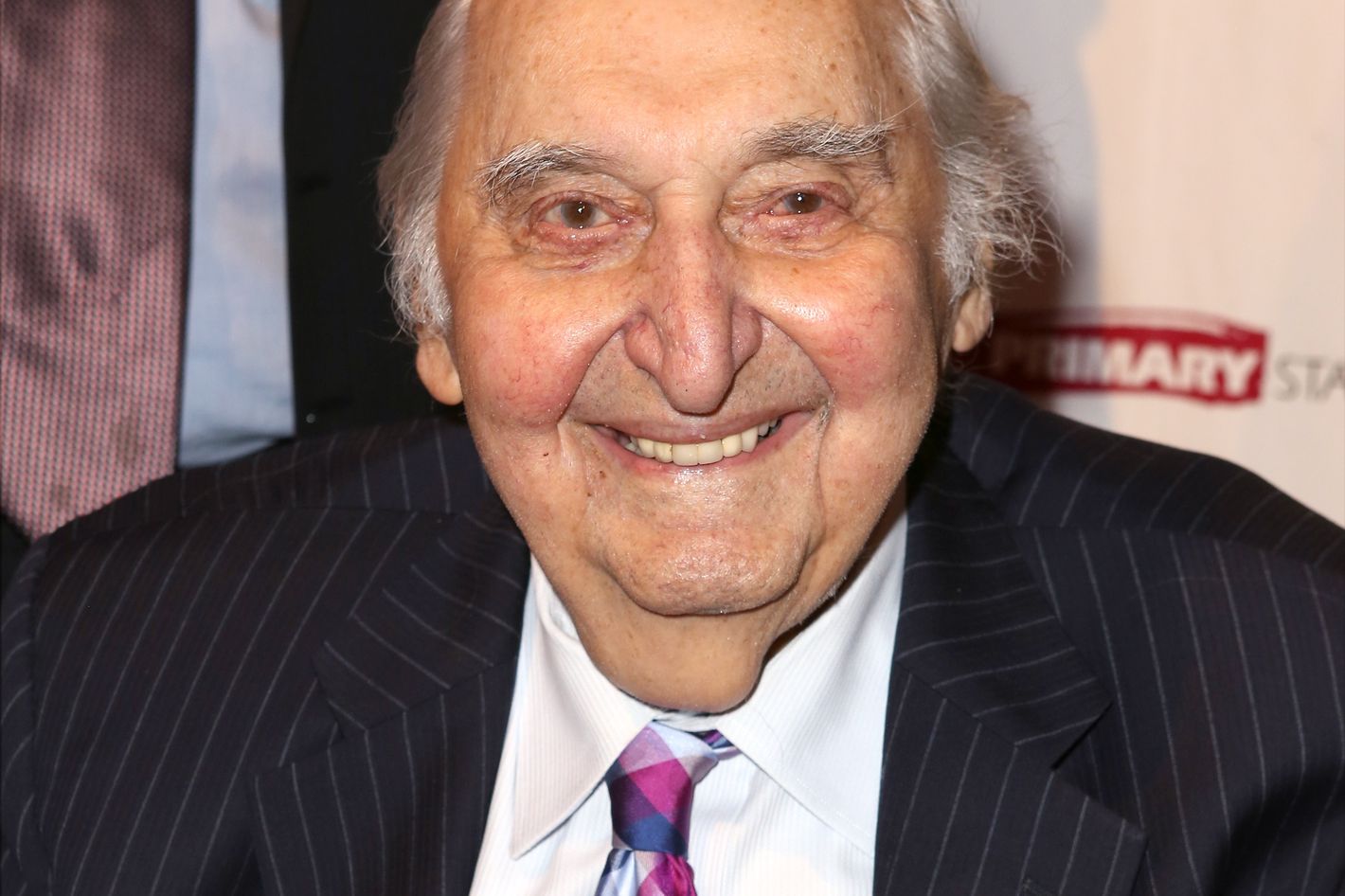 Fyvush Finkel, Picket Fences Actor and Yiddish Theater Star, Dead at 93