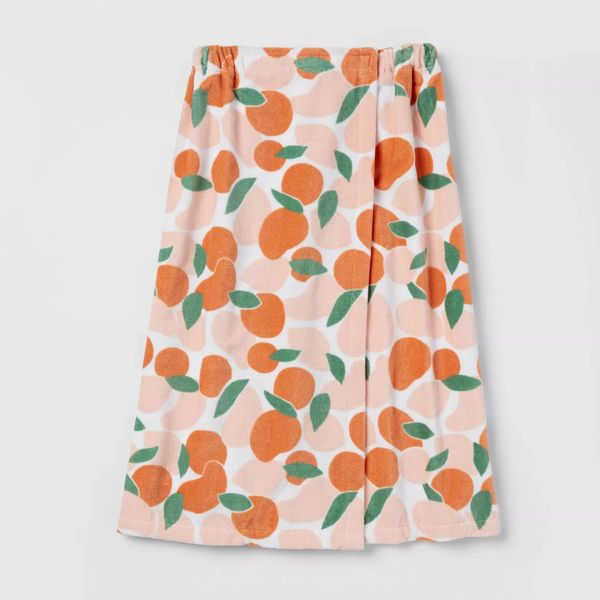 Room Essentials Bath Body Wrap 