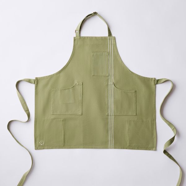 Food52 Five Two Ultimate Apron with Built-In Pot Holders