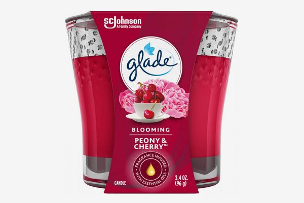 Glade Blooming Peony & Cherry Candle