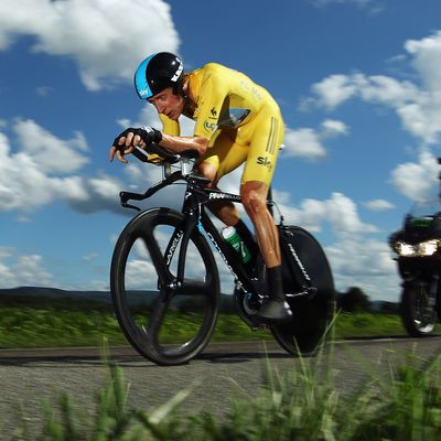 Bradley Wiggins of Great Britain and SKY Procycling in action on his way to winning stage nine of the 2012 Tour de France, a 41.5km individual time trial, from Arc-et-Senans to Besancon on July 9, 2012 in Besancon, France.