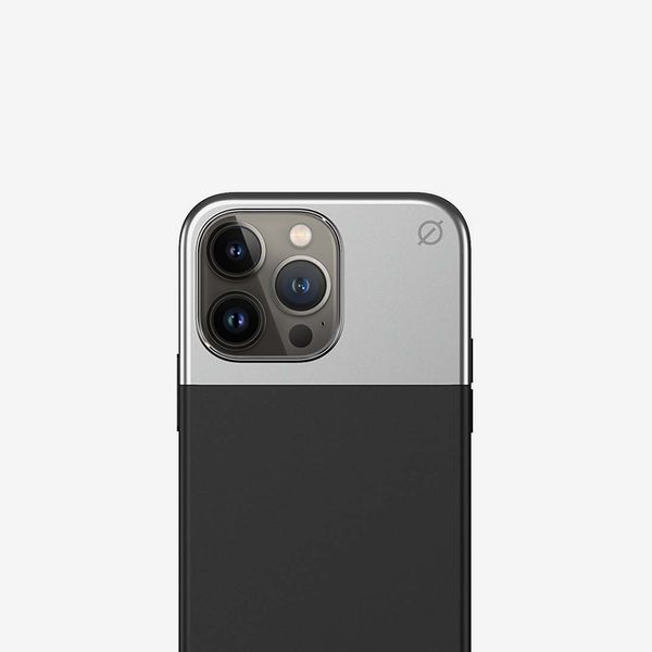 Atom Studios MagSafe iPhone 14 Pro Max case - Split Silicone