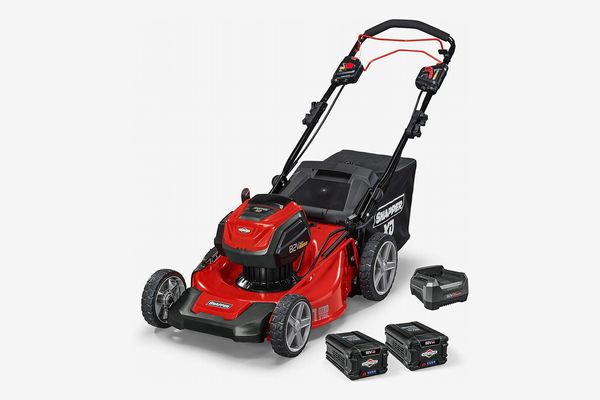 Snapper XD 82V MAX Electric Cordless 21-Inch Self-Propelled Lawnmower Kit