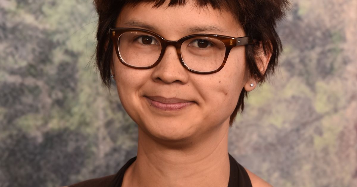 女演員夏莉·伊（Charlyne Yi）回憶起與大衛·克羅斯（David Cross）的進攻遭遇，克羅斯記得它不同