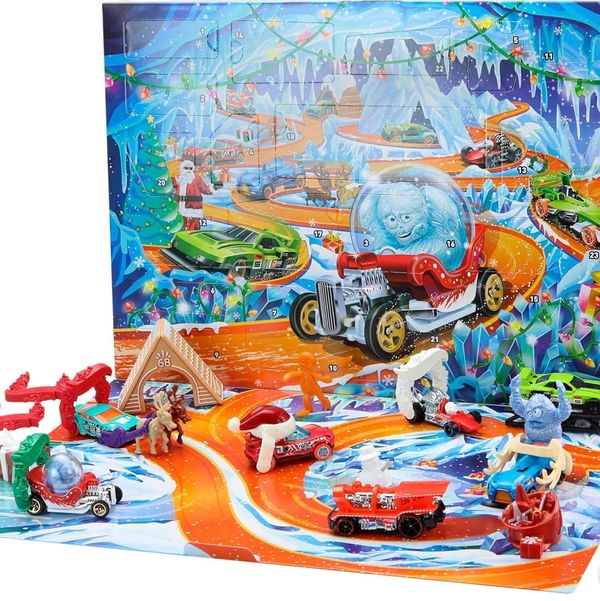 Hot Wheels 2026 Advent Calendar