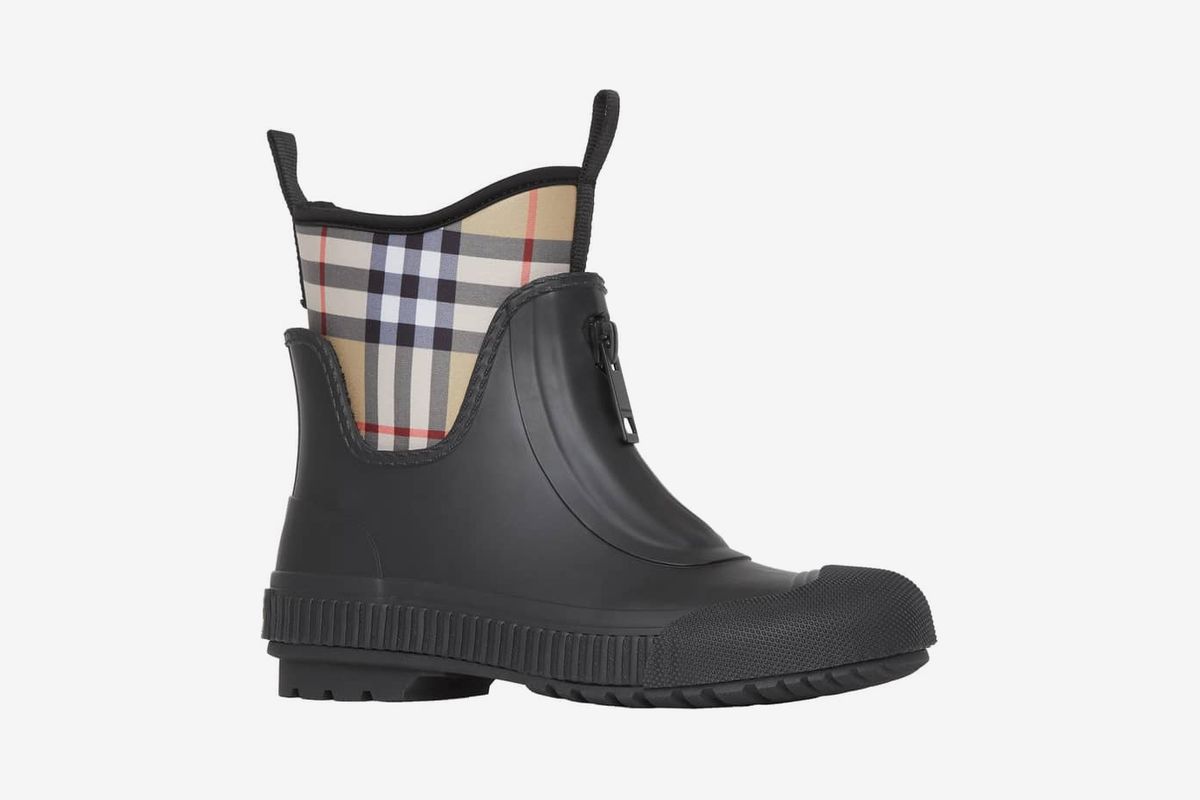 burberry men's rain boots