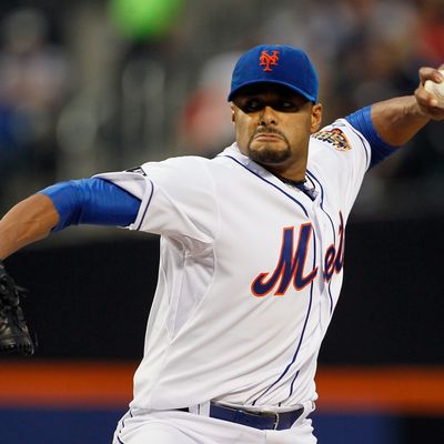 NEW YORK, NY - JUNE 01: Johan Santana #57 of the New York Mets delivers a pitch in the first inning against the St. Louis Cardinals at CitiField on June 1, 2012 in the Flushing neighborhood of the Queens borough of New York City. (Photo by Mike Stobe/Getty Images)