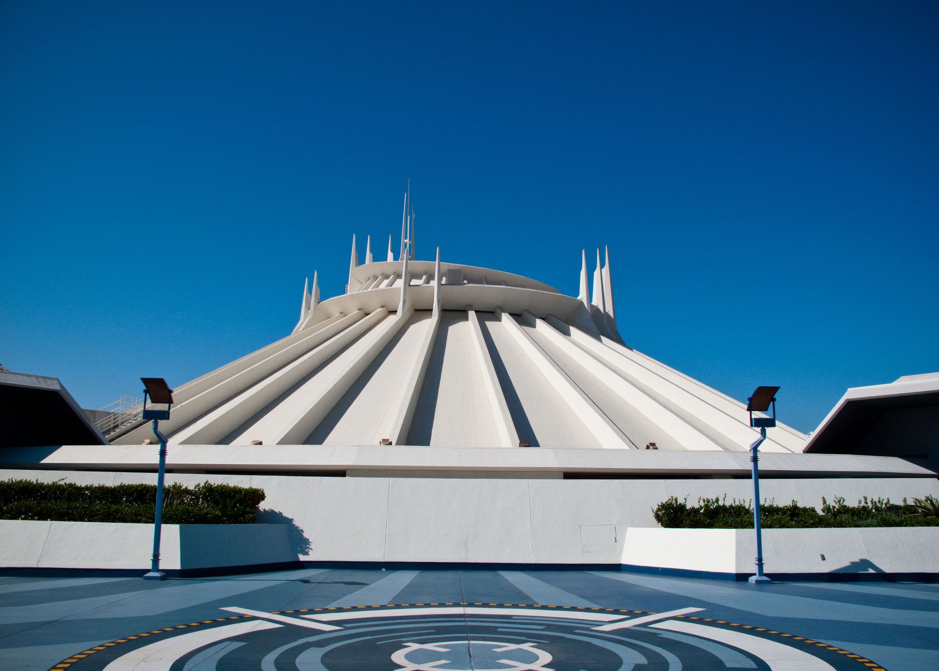 There Is A Secret Mixtape For Disneyland S Space Mountain