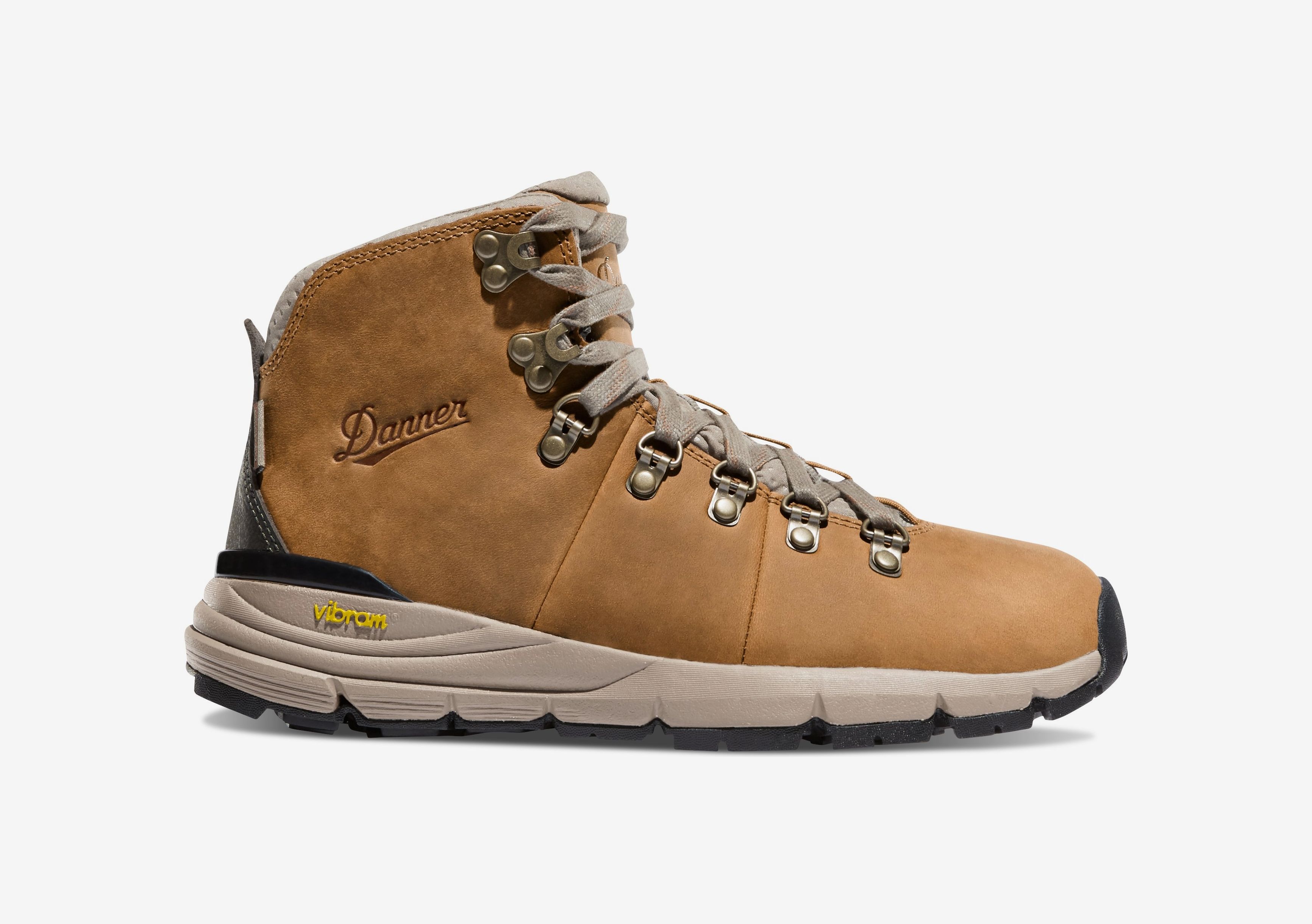 11 Best Women's Hiking Boots The Strategist