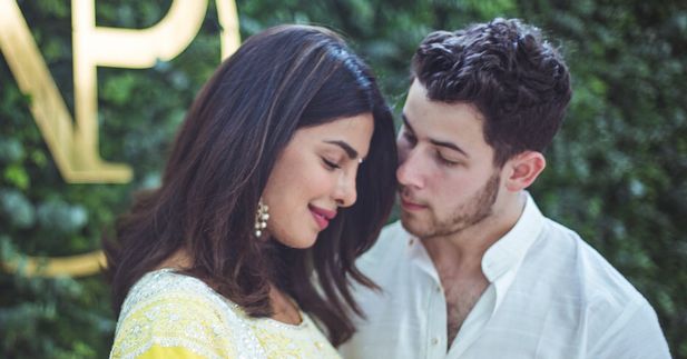 Nick Jonas, Priyanka Chopra Confirm Engagement With Photo