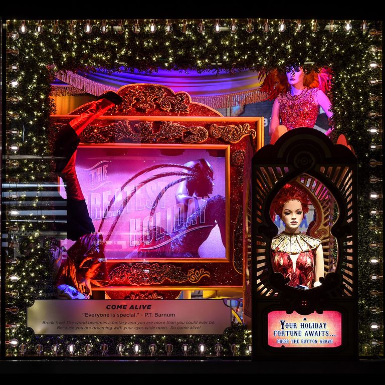 Bergdorf Goodman's Holiday Windows Are an Ode to Iconic New York  Institutions