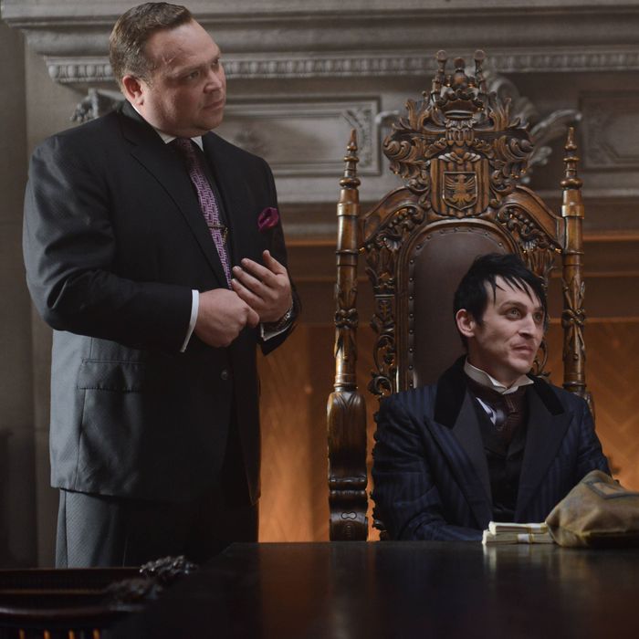GOTHAM: (L-R) Butch Gilzean (Drew Powell) and Penguin (Robin Lord Taylor) in the “Damned if you Do,… ” Season Two premiere of GOTHAM airing Monday, Sept. 21 (8:00-9:00 PM ET/PT) on FOX. ©2015 Fox Broadcasting Co. Cr: Nicole Rivelli/FOX