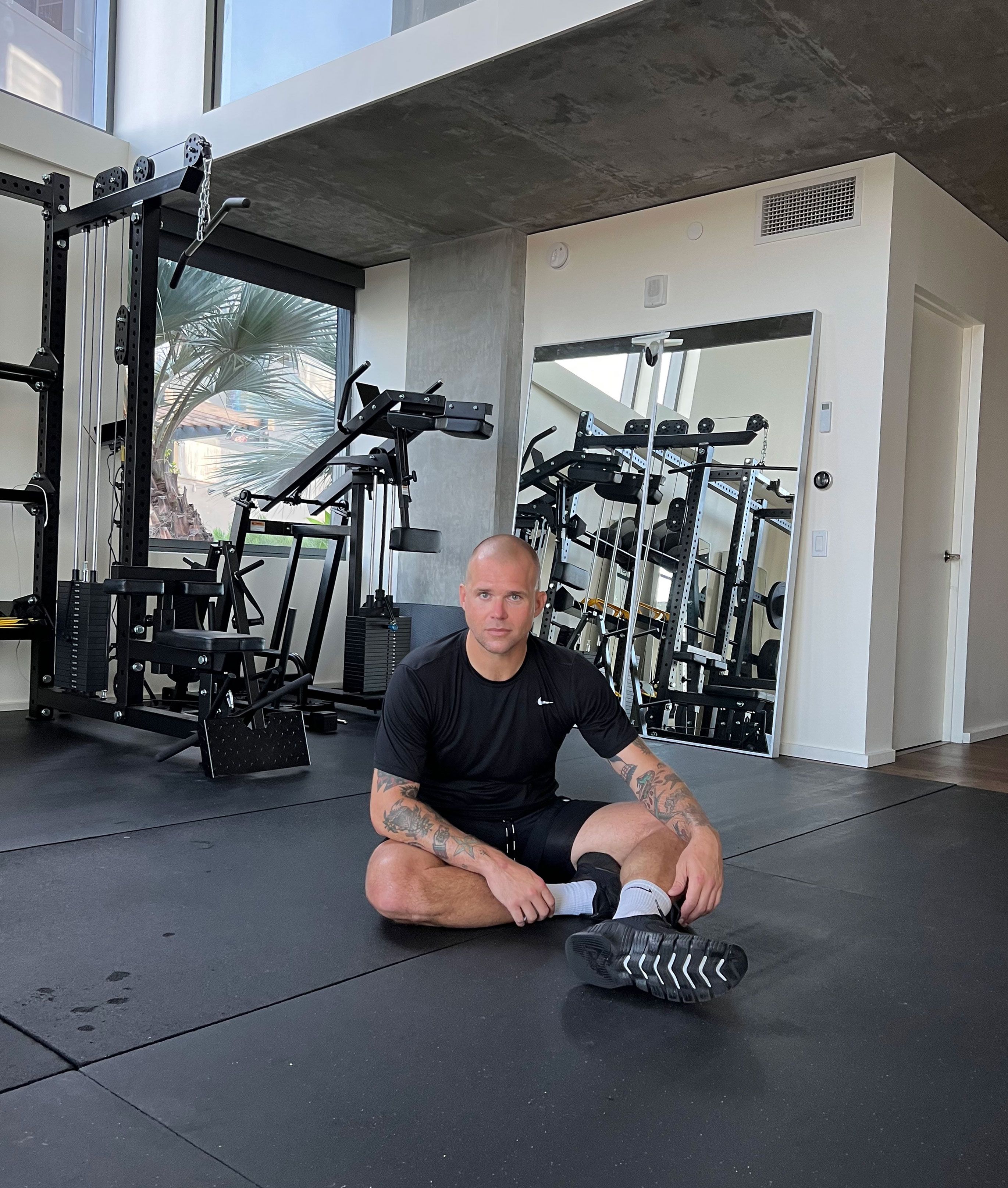 Chris Black on Travel Workout Gear and Dopp Kits 2019