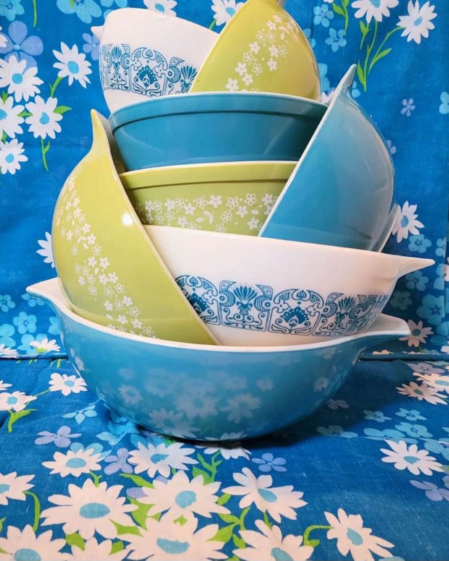 Vintage Pyrex bowls may be worth big bucks as collectors hunt high and low  for nostalgic dishes