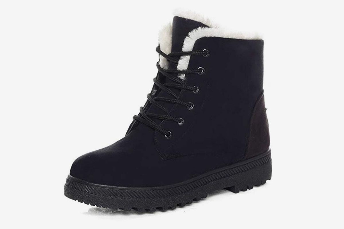 Warm, Cheap Snow Boots for Women 