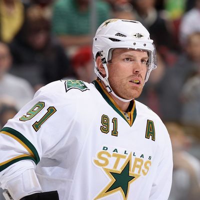 GLENDALE, AZ - MARCH 29: Brad Richards #91 of the Dallas Stars during the NHL game against the Phoenix Coyotes at Jobing.com Arena on March 29, 2011 in Glendale, Arizona. The Coyotes defeated the Stars 2-1 in an overtime shoot out. (Photo by Christian Petersen/Getty Images) *** Local Caption *** Brad Richards