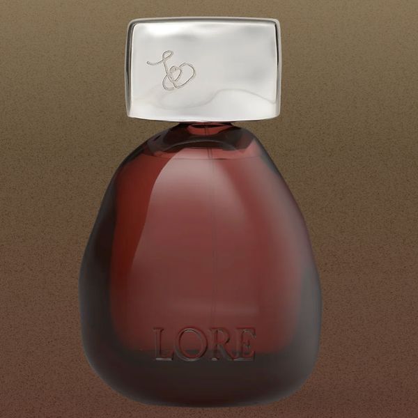 LORE Somewhere but nowhere Eau de Parfum with Cedarwood