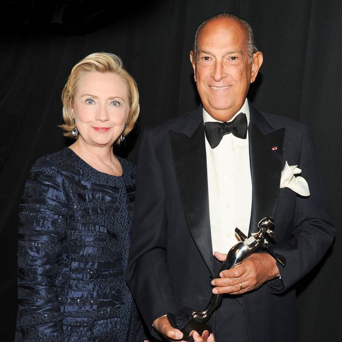 Hillary Clinton and Oscar de la Renta.
