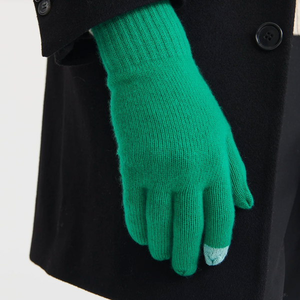 Naadam The Essential Cashmere Gloves