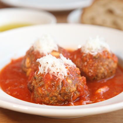 Jonathan Waxman Selects Manhattan’s Finest Meatballs