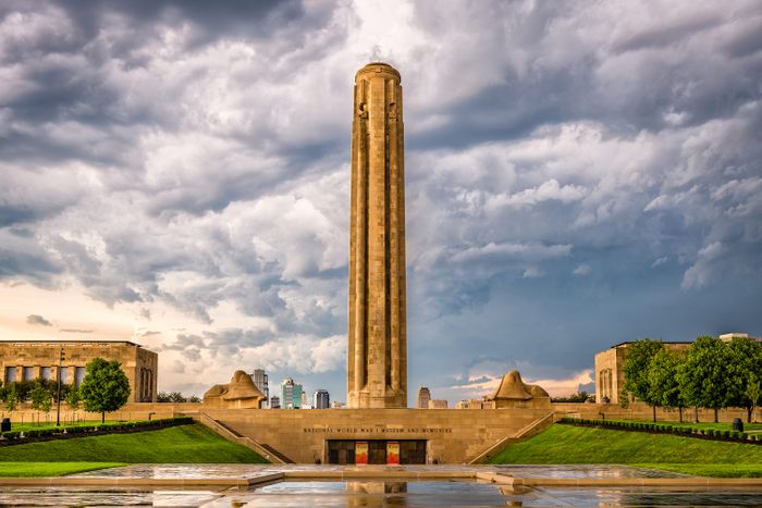 Kansas City MO Travel Guide: Things To Do, Where To Stay