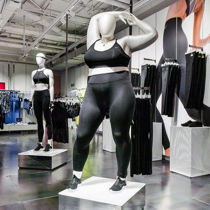 Bedstefar gentage Praktisk Nike Store Gets Plus-size Mannequins