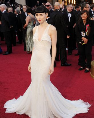 Actress Rooney Mara arrives at the 84th Annual Academy Awards