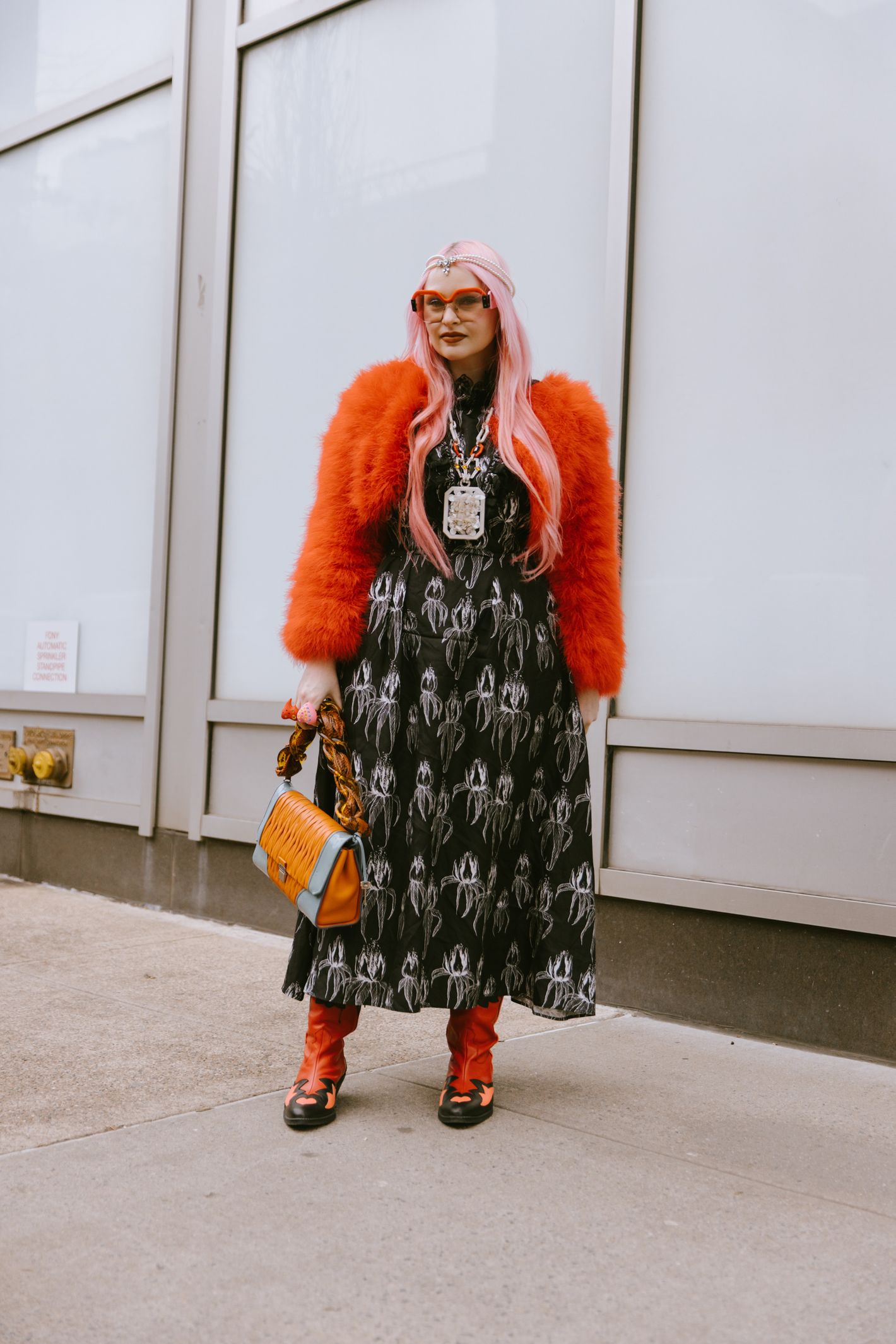 Every Must-See Street Style Outfit From New York Fashion Week  Cool street  fashion, Street style outfit, Street style women
