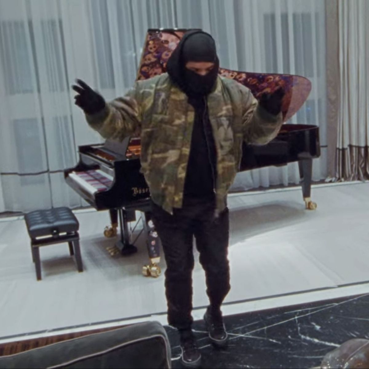 How Drake Made The Toosie Slide Tiktok Dance Challenge - drake gods plan roblox id code youtube