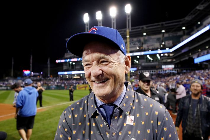 Bill Murray gives ticketless Cubs fan World Series seat