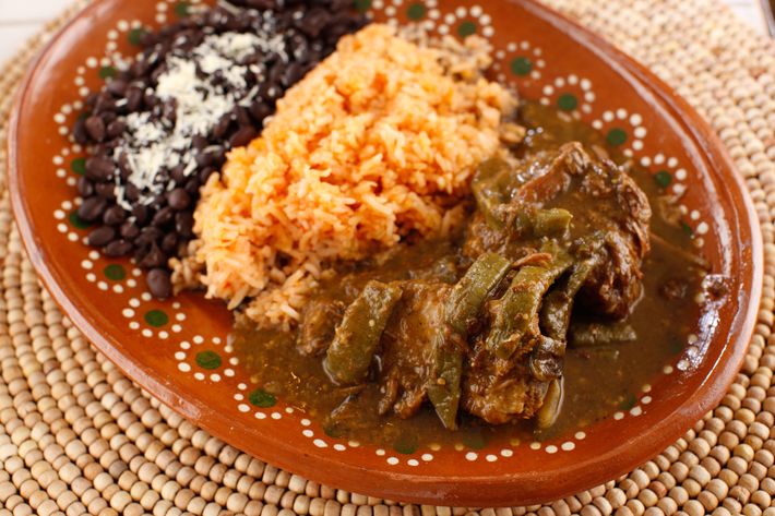 Costillas con nopales: pork ribs and cactus in salsa.