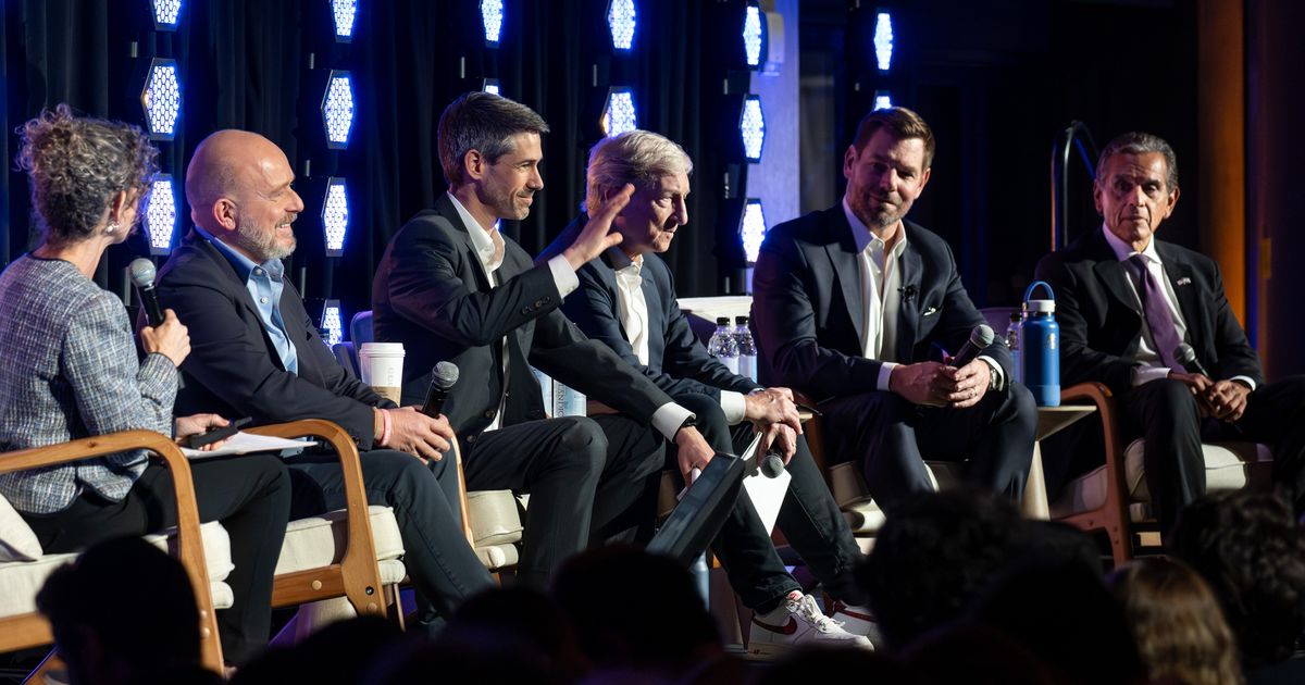 How Democrats Can Avoid Disaster in the California Governor’s Race