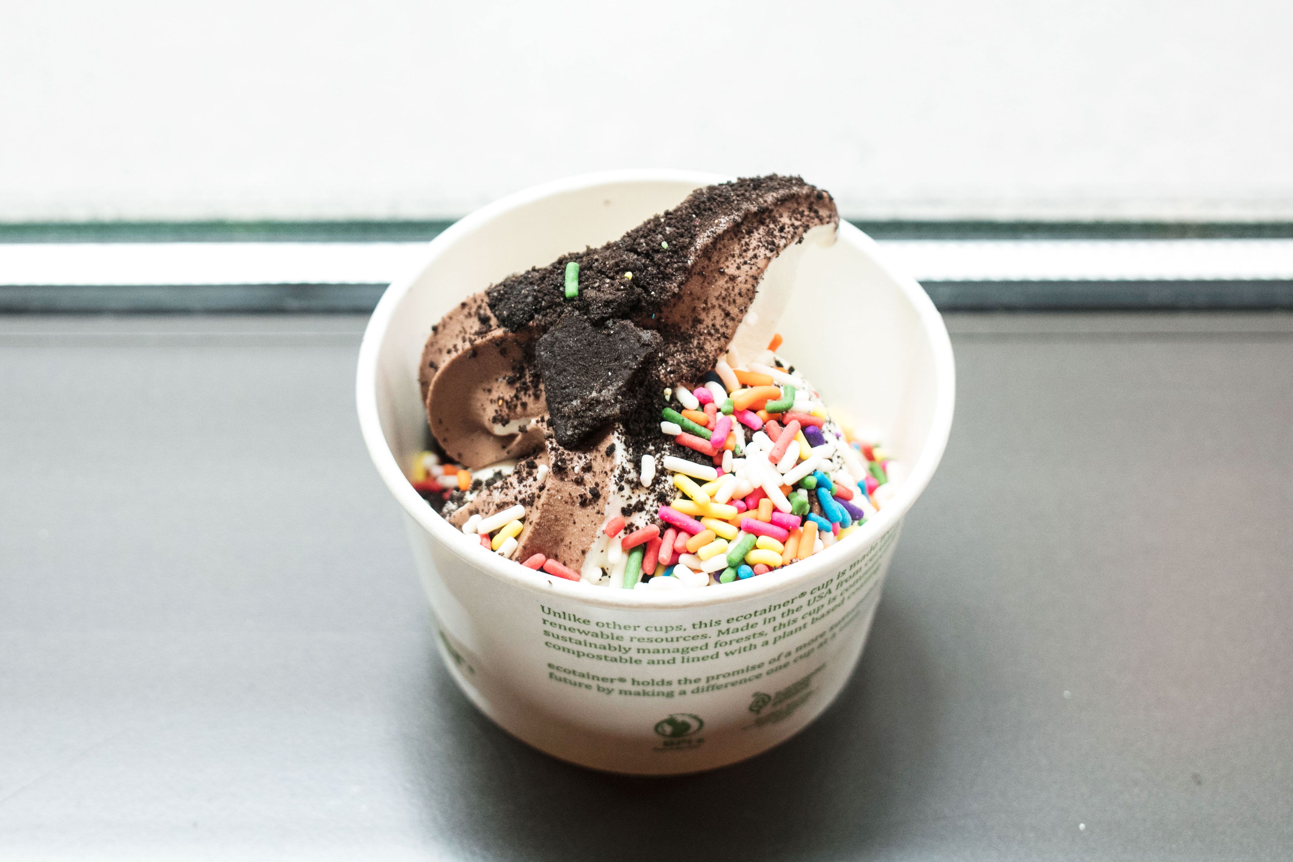 Robotic Vending Machines Want To Feed You Frozen Yogurt