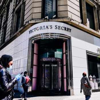 Victoria's Secret To Close Dozens Of Stores