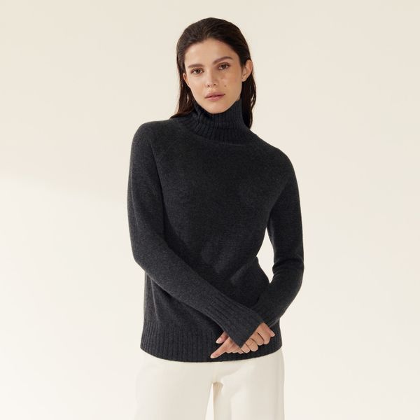 Italic Emma Cashmere Relaxed Turtleneck Sweater