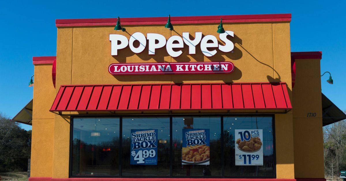 Houston Man Pulls A Gun Over Sold Out Popeyes Sandwich