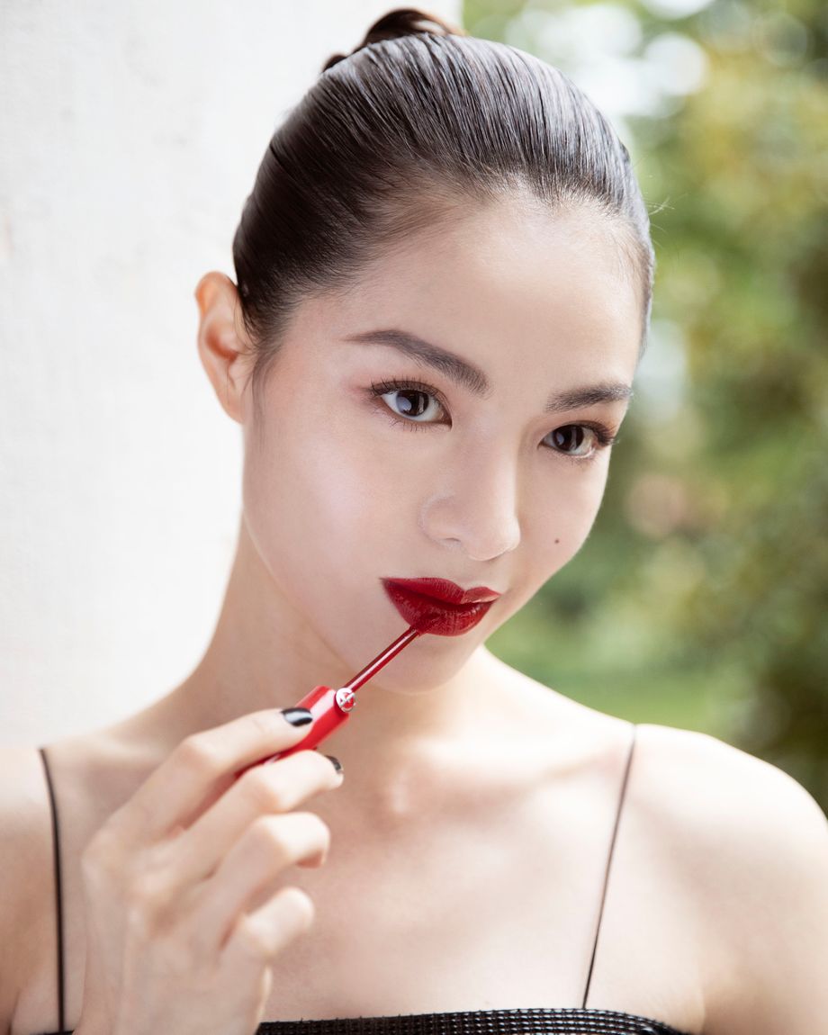 face of giorgio armani