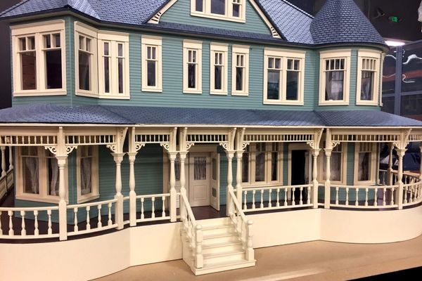 All things Dolls House