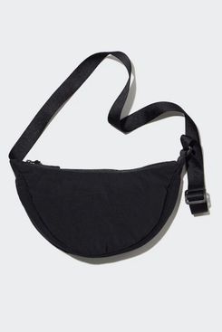 The Row Banana Bag Dupe by Uniqlo - Uniqlo Round Nylon Shoulder Bag 