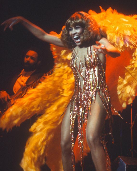 Bob Mackie Revisits 4 Of Tina Turner S Most Fabulous Looks