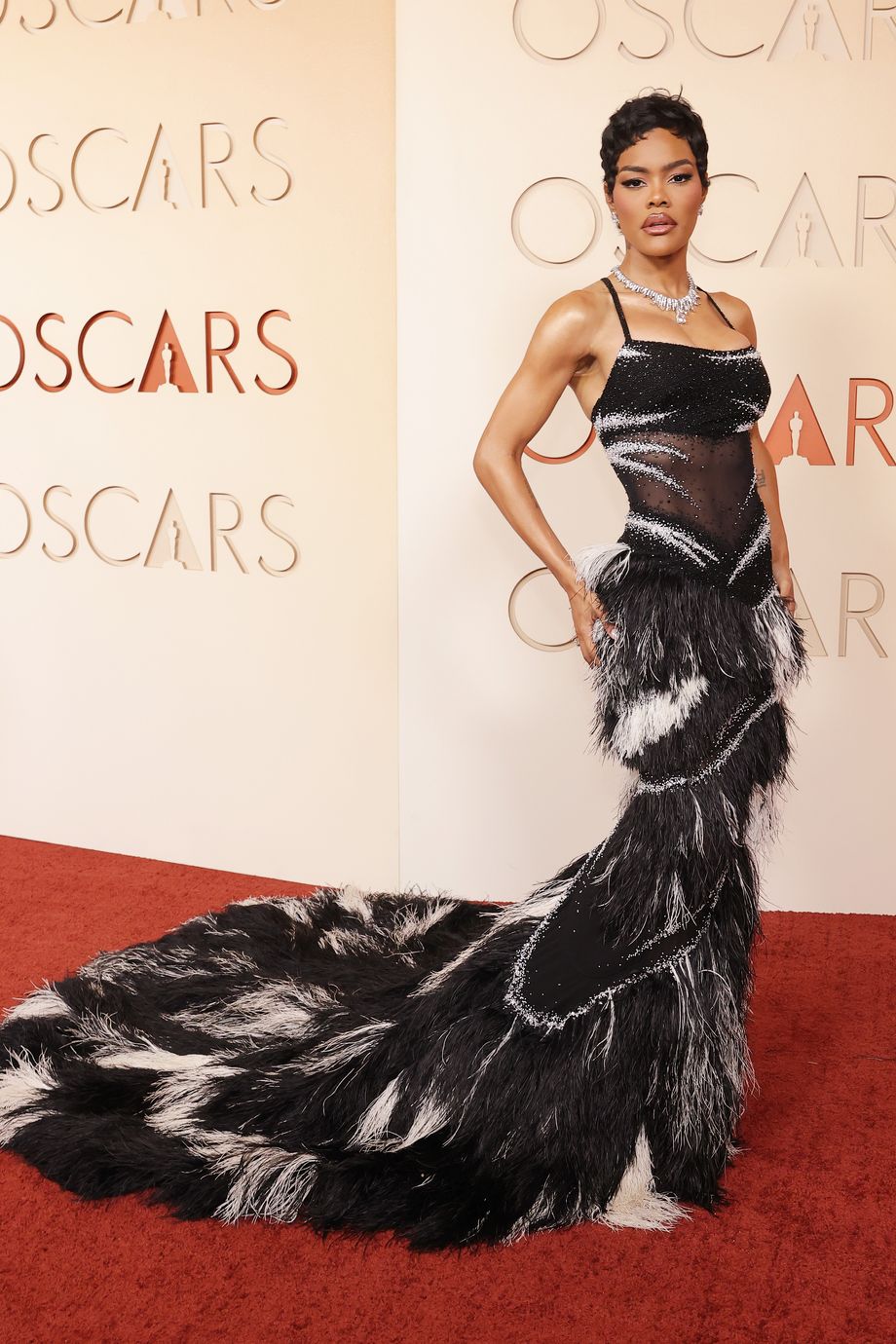 oscars red carpet worst dressed The Worst Oscar Dresses of All Time