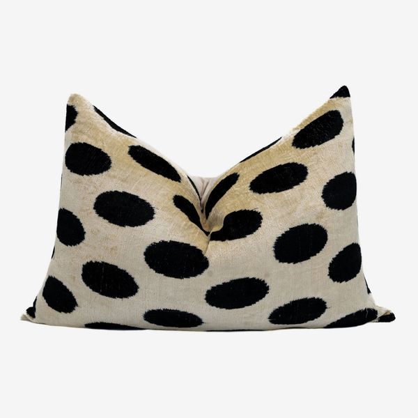 Canvello Velvet Throw Pillow